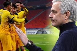 开云体育中国-羽毛球赛事中热刺战胜对手成功续约的简单介绍