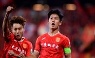 开云体育-关于越南球队以坚韧精神获胜，赢得球迷喝彩的信息