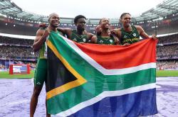 开云体育平台APP-南非球队豪取胜利，成功翻盘杀出重围