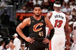 开云体育APP下载-猛龙险胜热火，米切尔高光表现的简单介绍