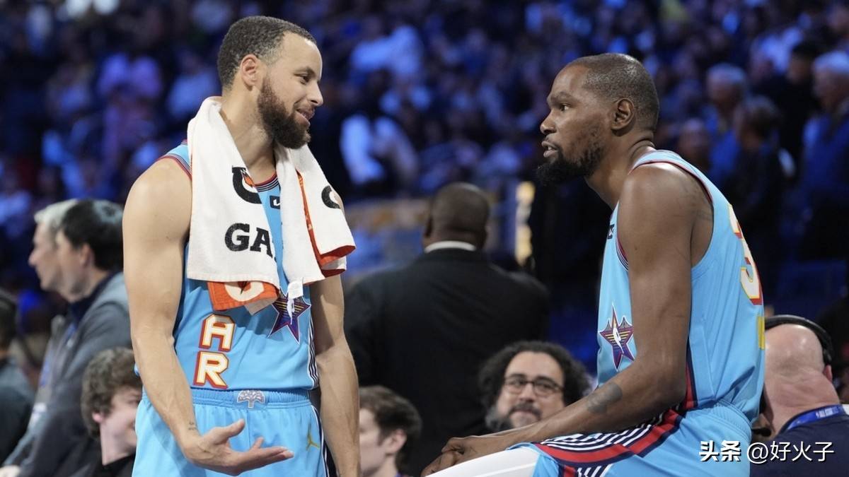 包含NBA全明星周末开启，球迷乐翻天的词条