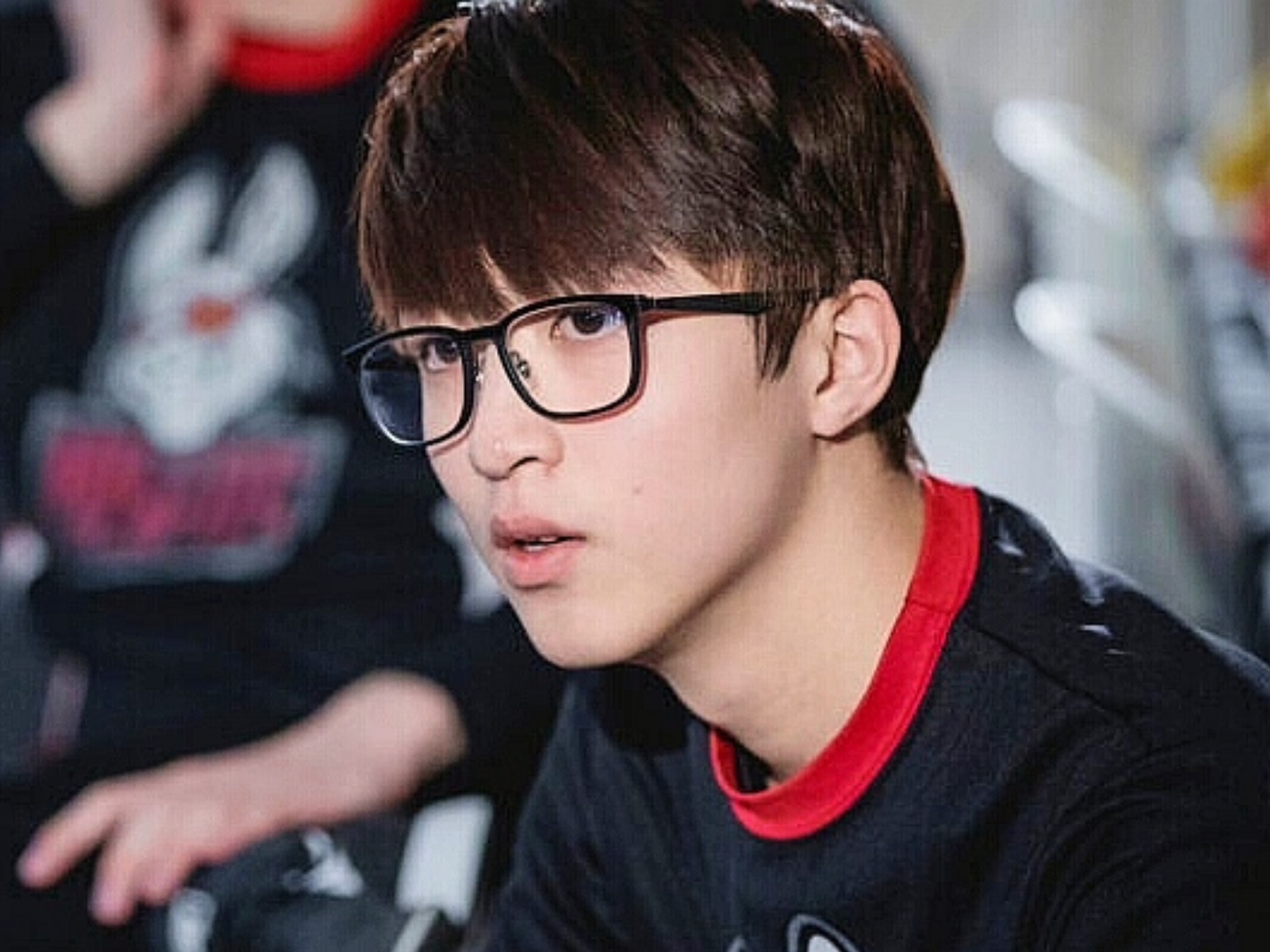 KT横扫GEN,Hanssama拿下关键大龙小组赛3:2(成都) KT横扫GEN,Hanssama拿下关键大龙小组赛3:2(成都)