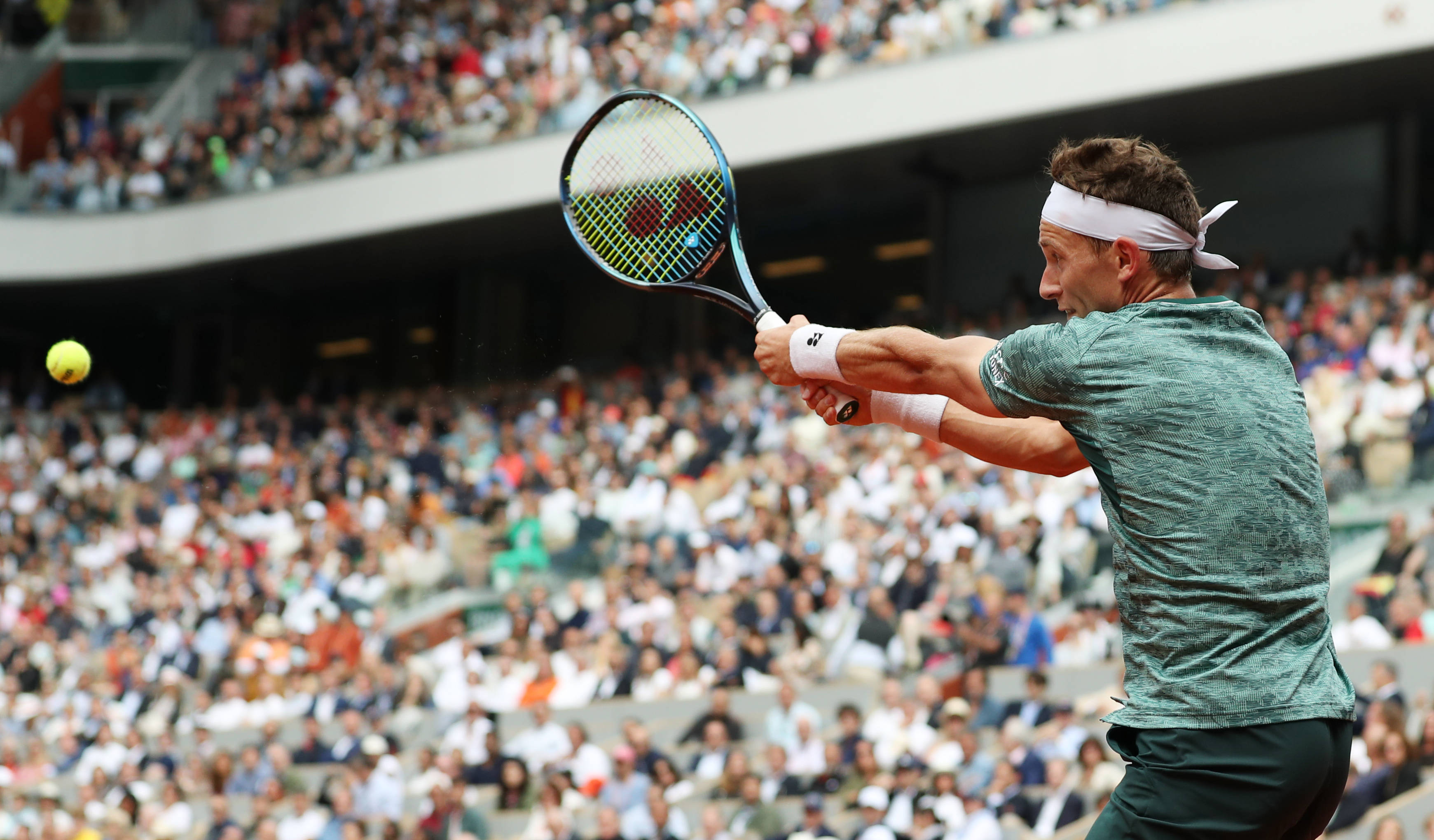 包含欧洲网球队碾压日本网球队，纳达尔关键制胜的词条